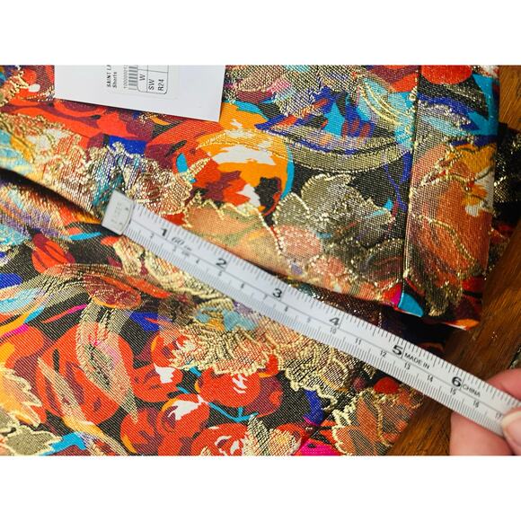 YVES SAINT LAURENT NEW Multicolor Floral Silk Blend Mini Shorts size FR 38 US M - Picture 14 of 16